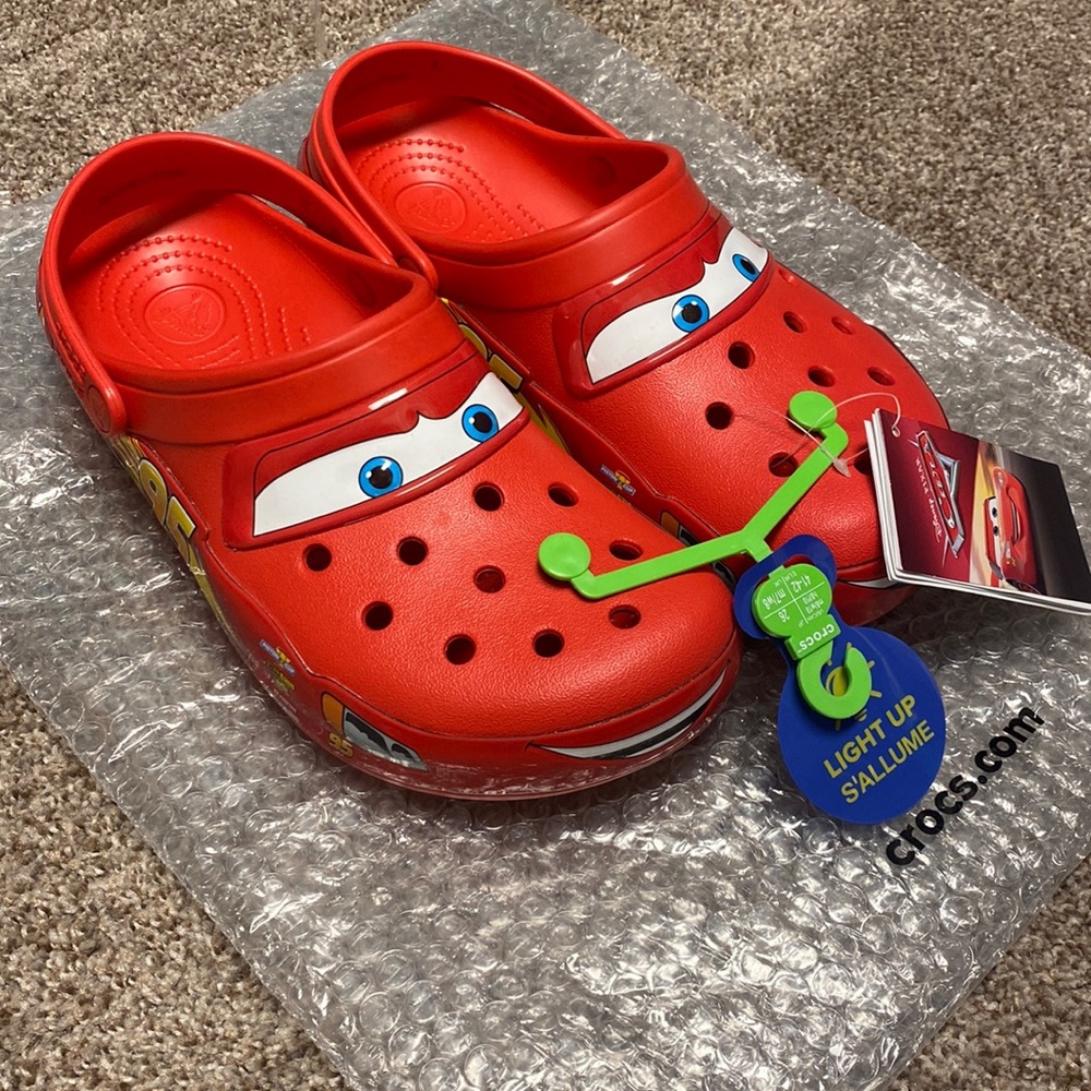 Lightning McQueen Crocs